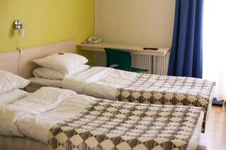 Отель Весирус Пярну Двухместный номер с 1 кроватью или 2 отдельными кроватями-6